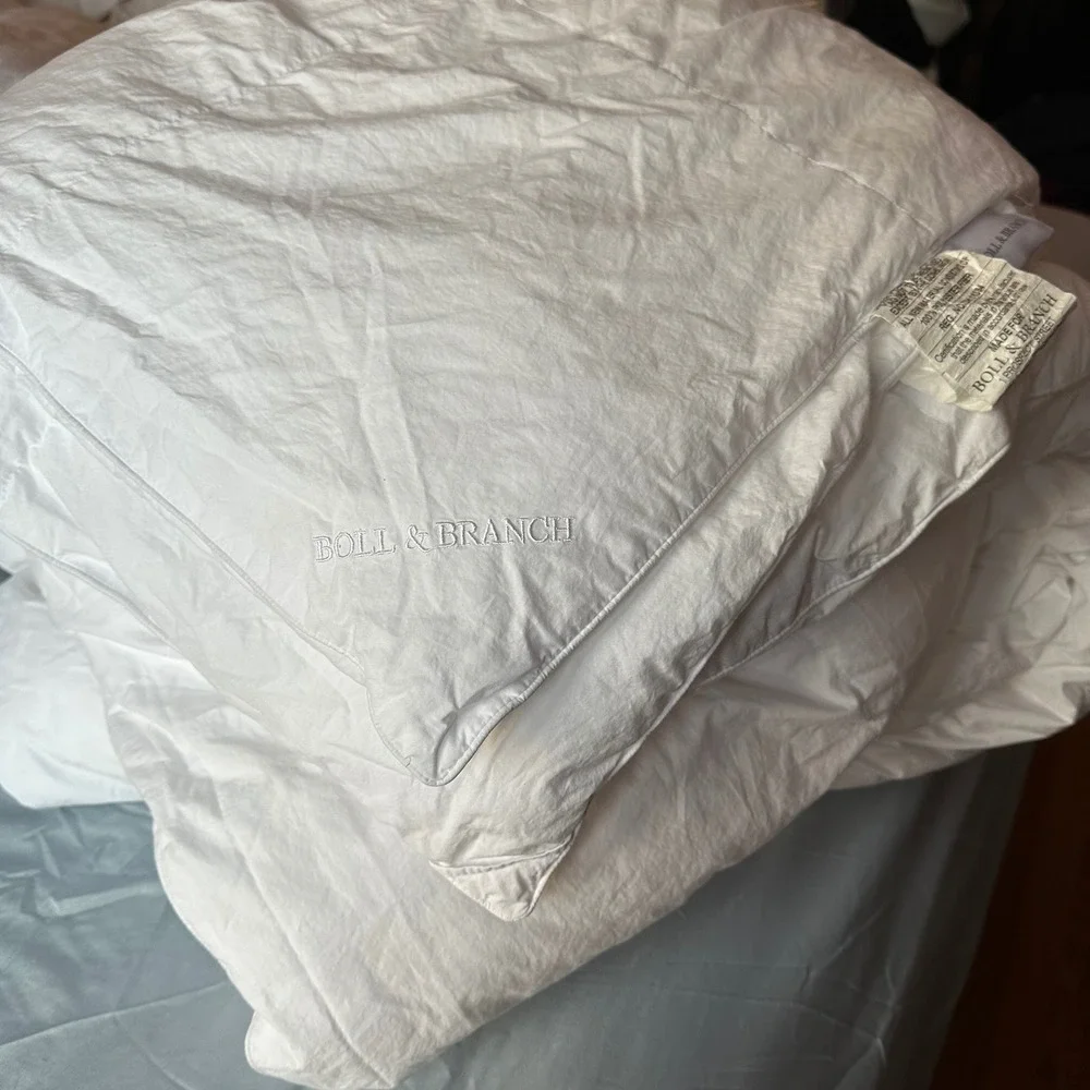 Boll & Branch Queen Down Alternative Duvet Insert White Organic Cotton PrimaLoft